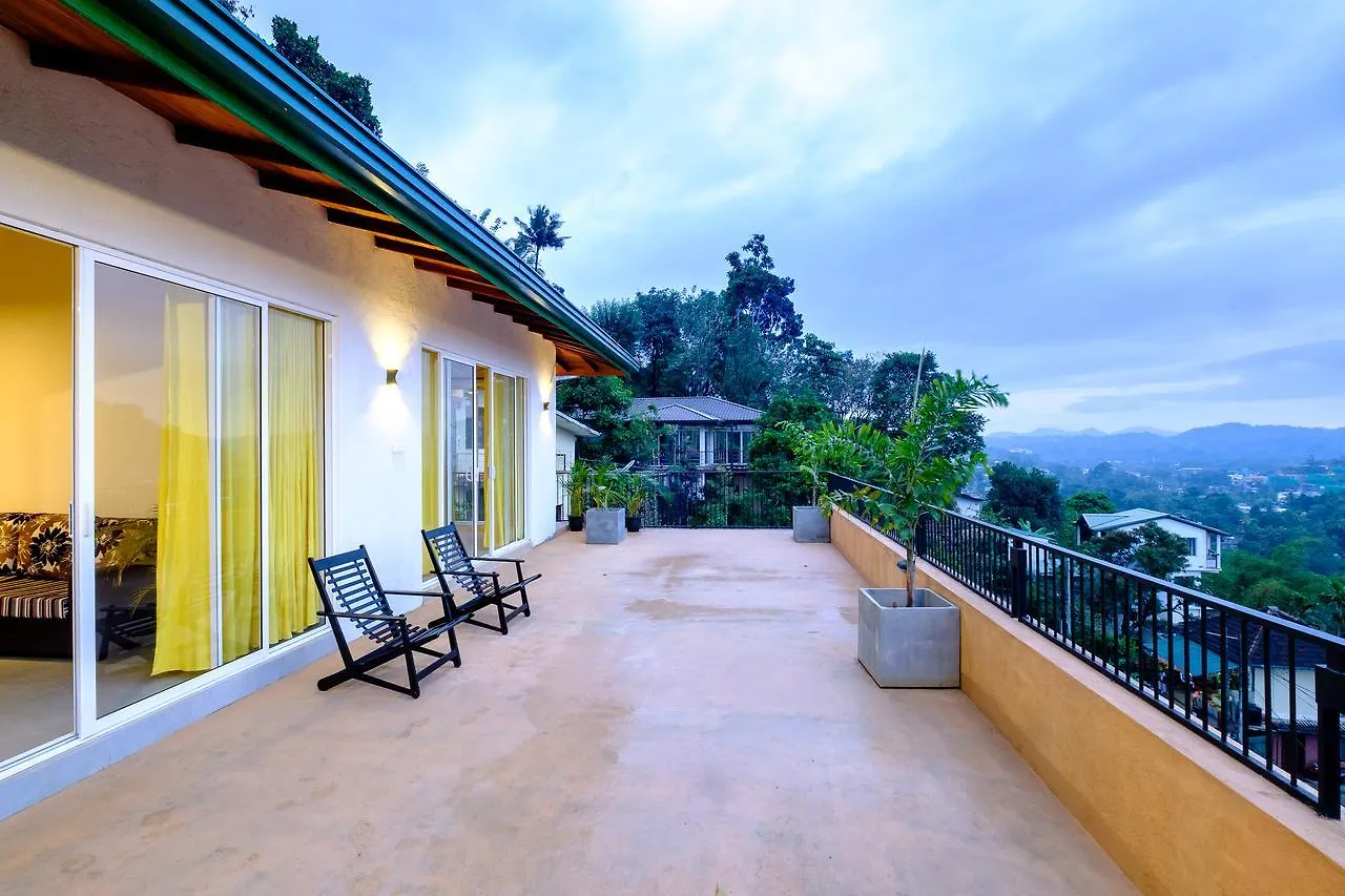 Feel Home Kandy Habitación en casa particular